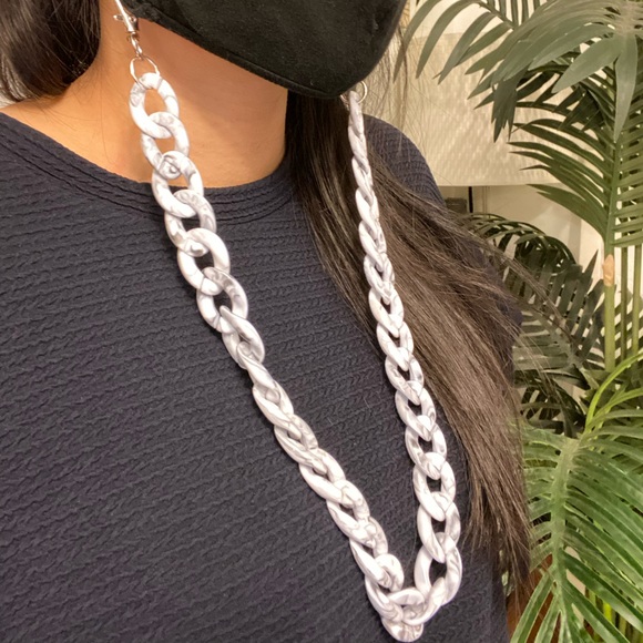 Accessories - Marble Acrylic Mask Chain